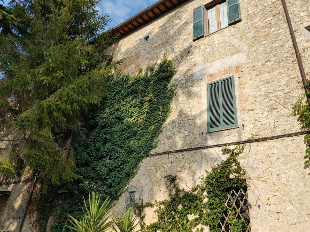 科勒瓦伦扎La Dimora Nel Castello别墅 外观 照片