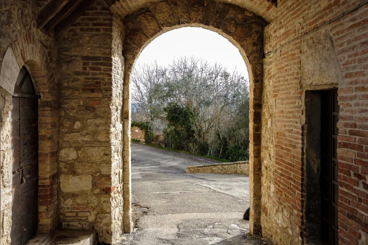 科勒瓦伦扎La Dimora Nel Castello别墅 外观 照片